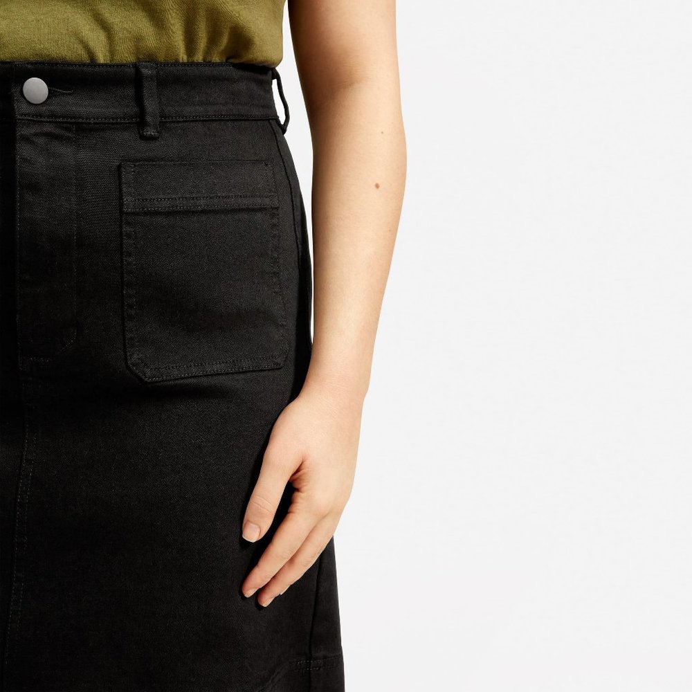 Everlane black patch pocket skirt